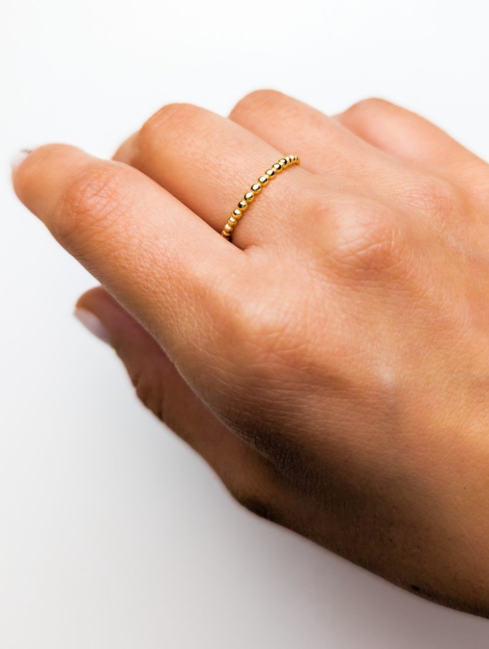 anillo bolitas oro